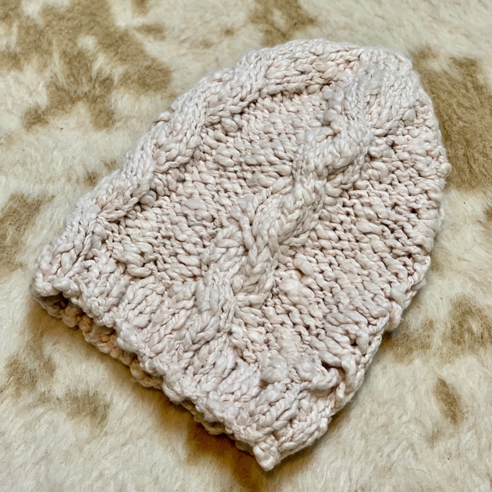 L.O.G.G. Knit beanie